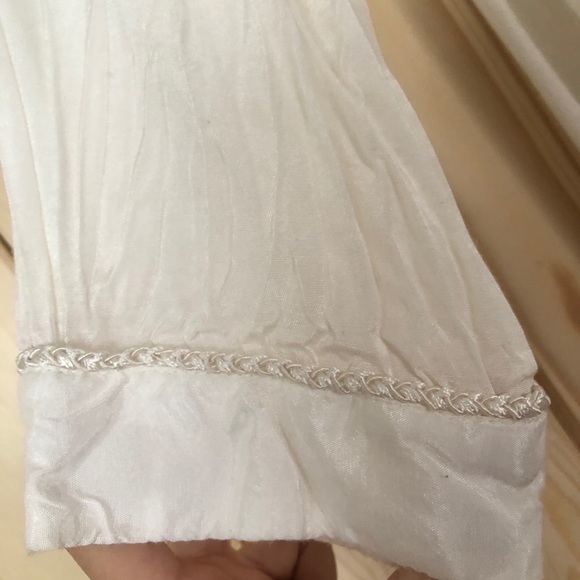 Off White Kimono w/ Fringe and Embroidered Flowers - Picture 12 of 12